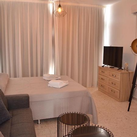 Almyria Apartments - By Imh Travel & Tours Paphos Exteriér fotografie