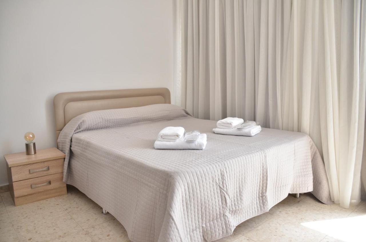 Almyria Apartments - By Imh Travel & Tours Paphos Exteriér fotografie