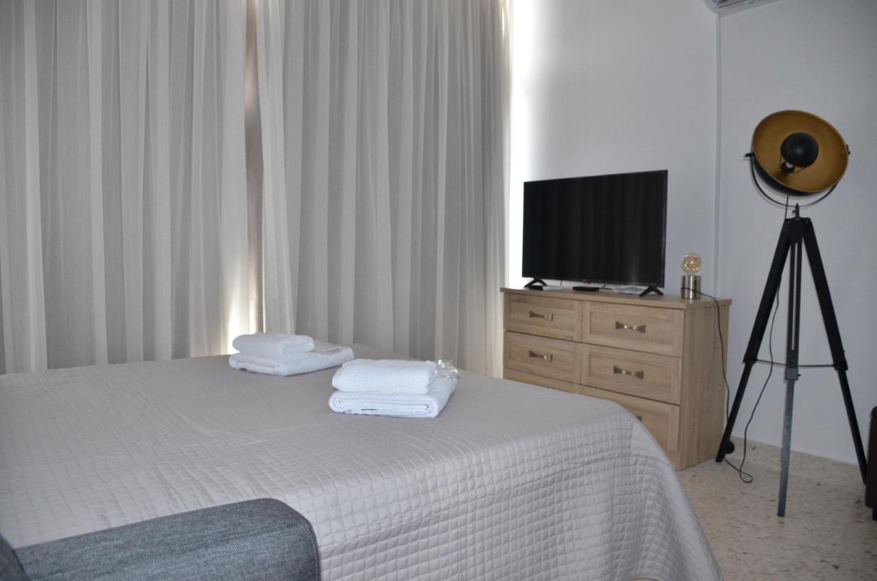 Almyria Apartments - By Imh Travel & Tours Paphos Exteriér fotografie