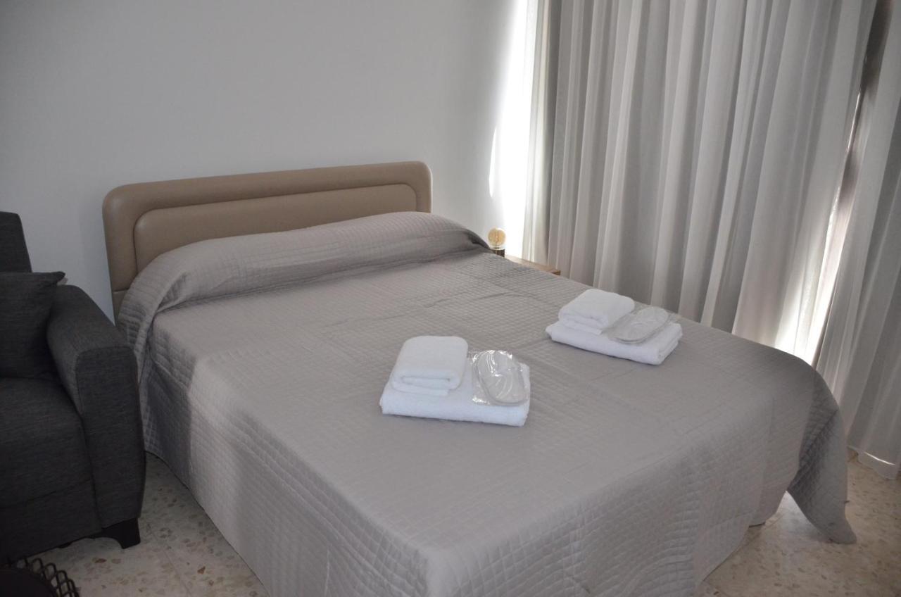 Almyria Apartments - By Imh Travel & Tours Paphos Exteriér fotografie